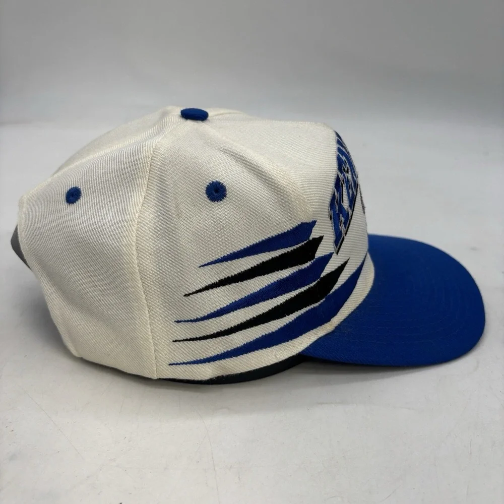 Vintage Kentucky Wildcats Logo Athletic Diamond Cut SnapBack OSFA NWOT